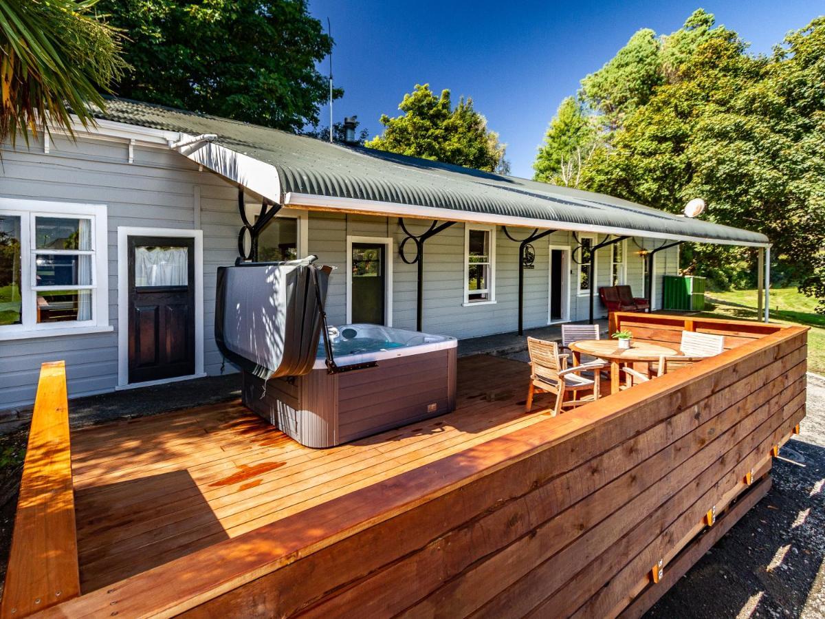 The Station - Ohakune Holiday Home Eksteriør bilde